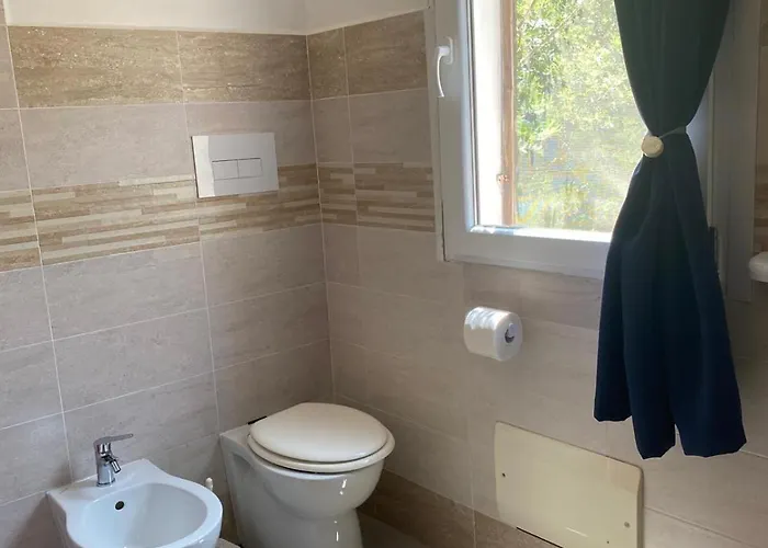 度假居 Agrustos Paradise 布多尼