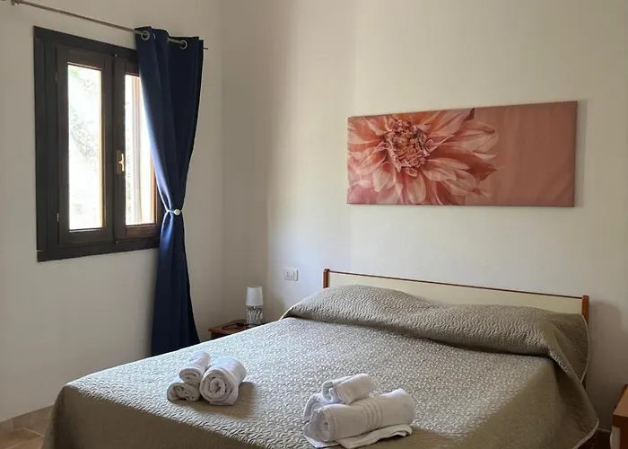 Agrustos Paradise 度假居 *