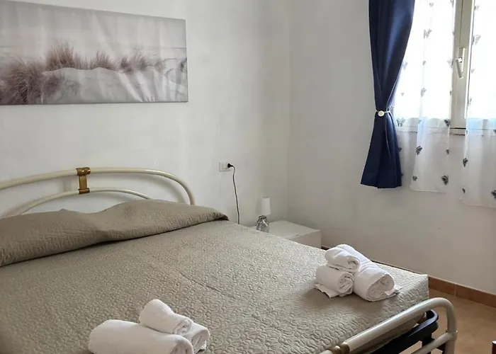 Agrustos Paradise 度假居 *